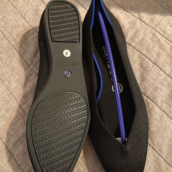 Rothys - Picture 2 of 4